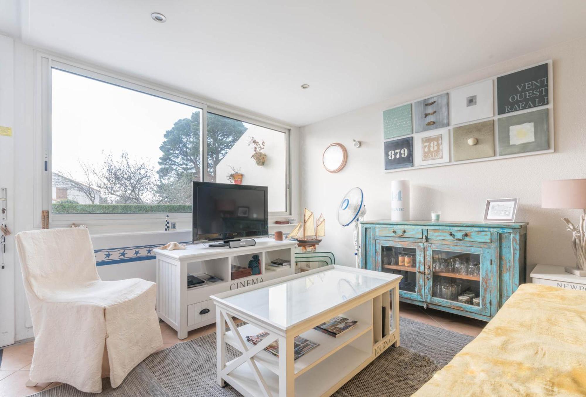 Maison Dans Calme + Piscine A Holiday home Pornic