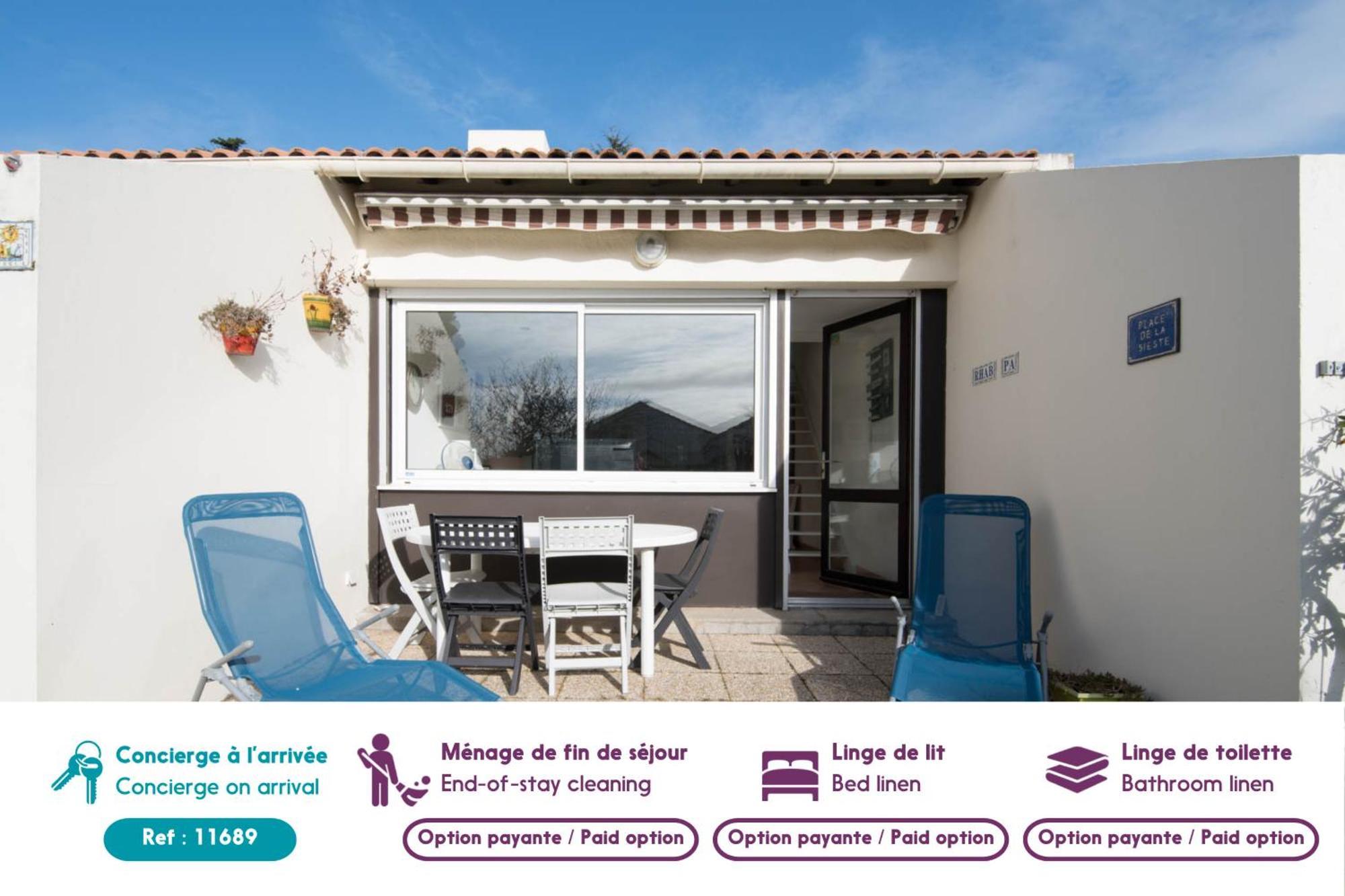 Maison Dans Calme + Piscine A Holiday home Pornic